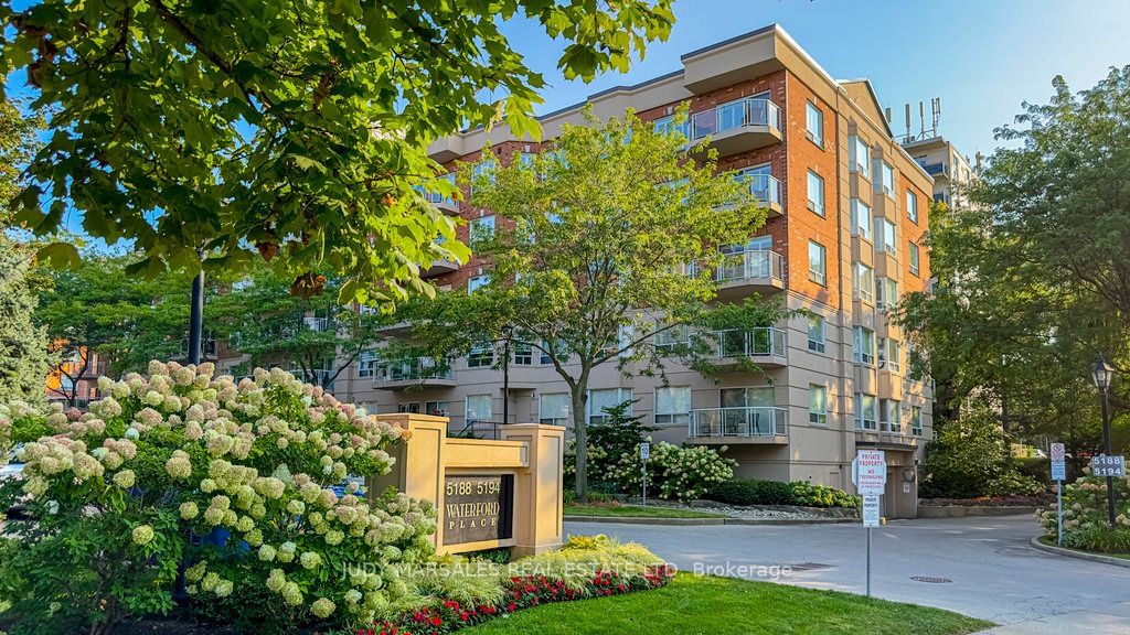 5188 Lakeshore Rd, unit 208 for sale - image #1