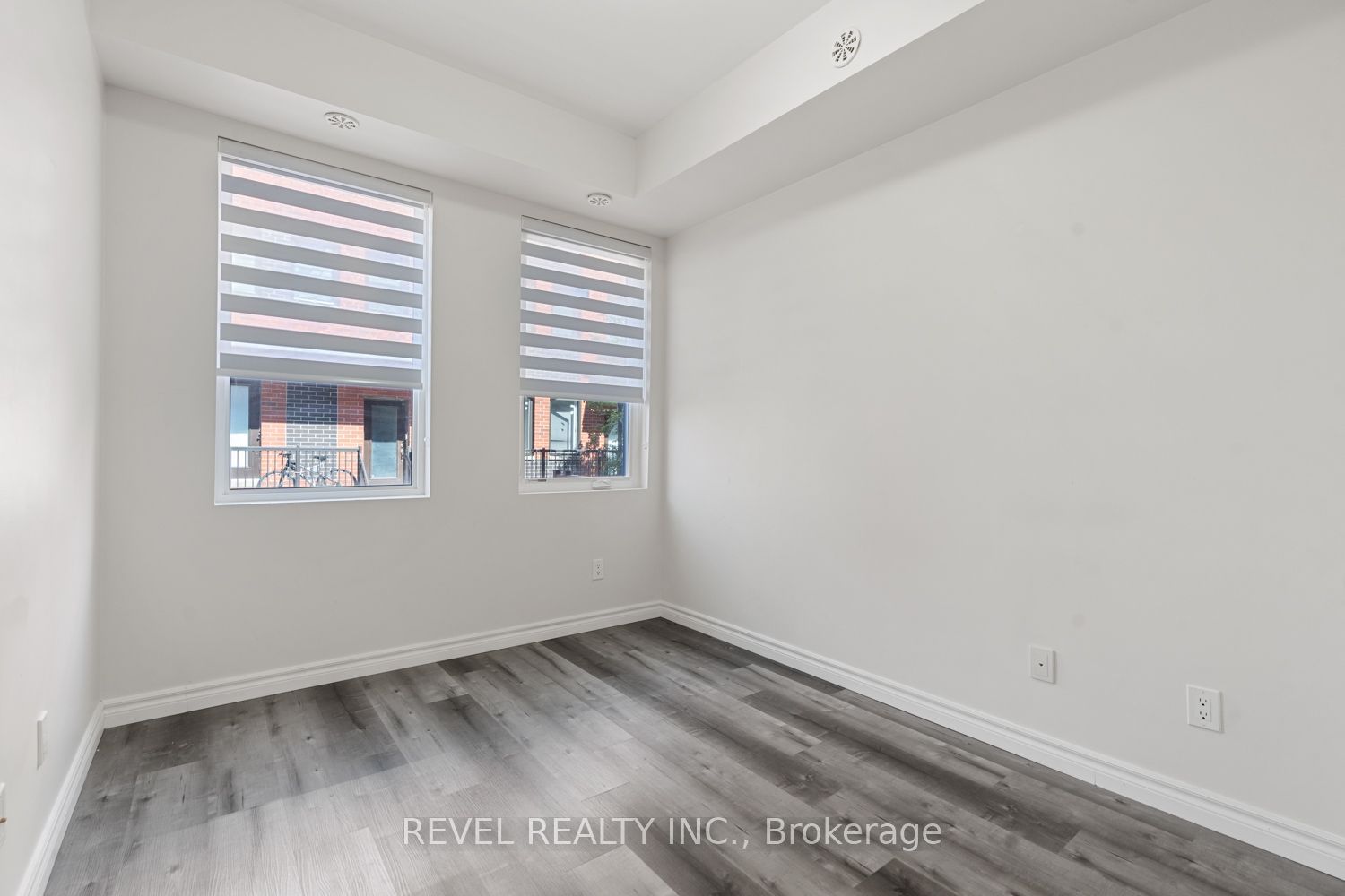 871 Wilson Ave, unit 31 for rent - image #18