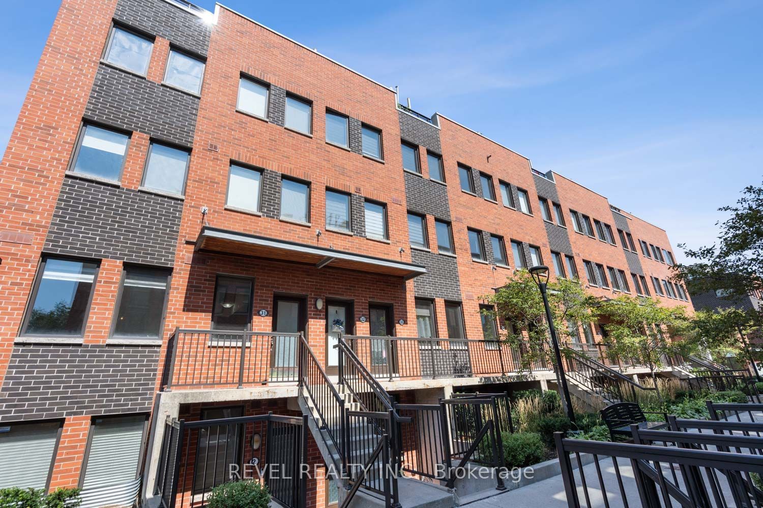 871 Wilson Ave, unit 31 for rent