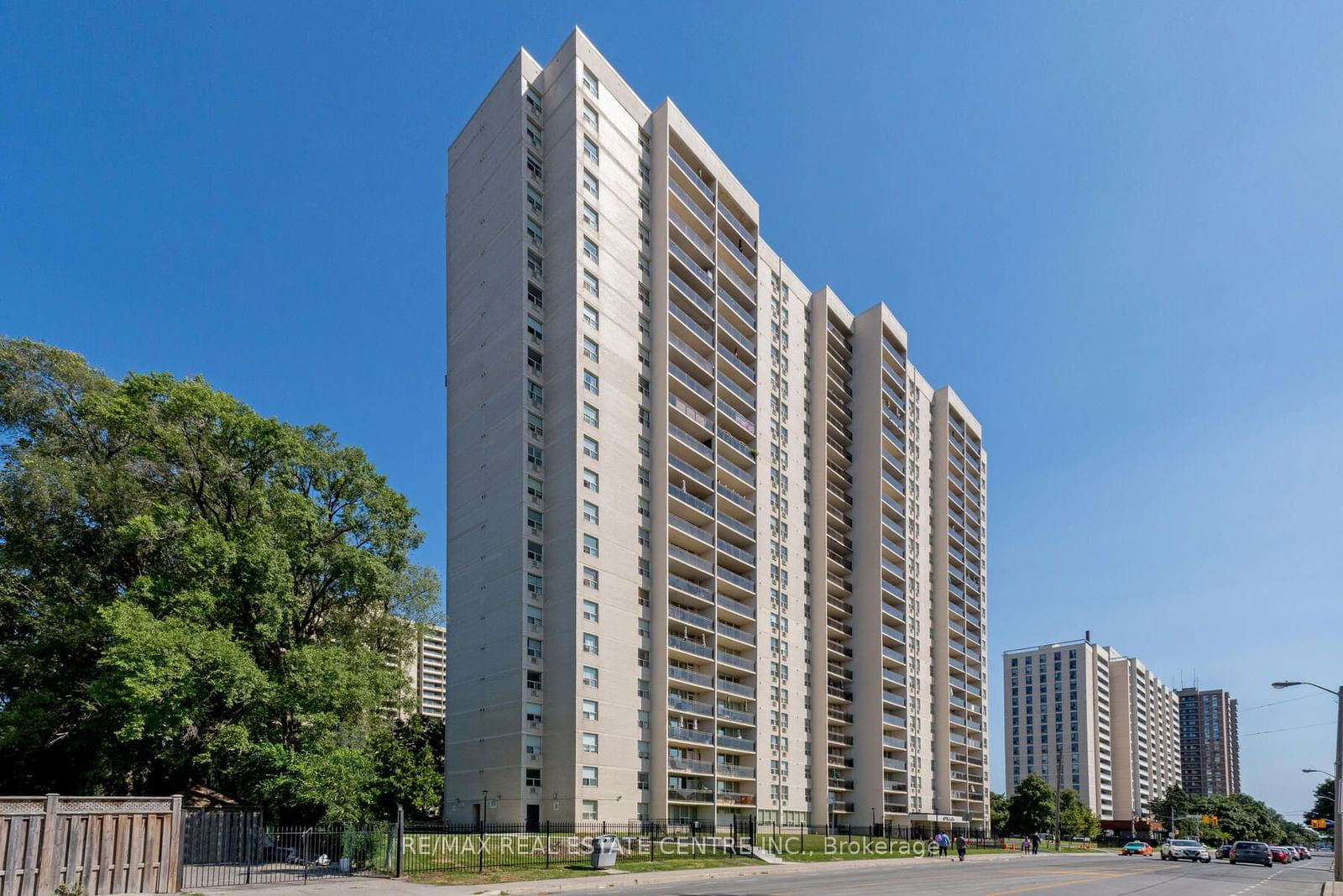 155 MARLEE Ave, unit 903 for sale - image #1