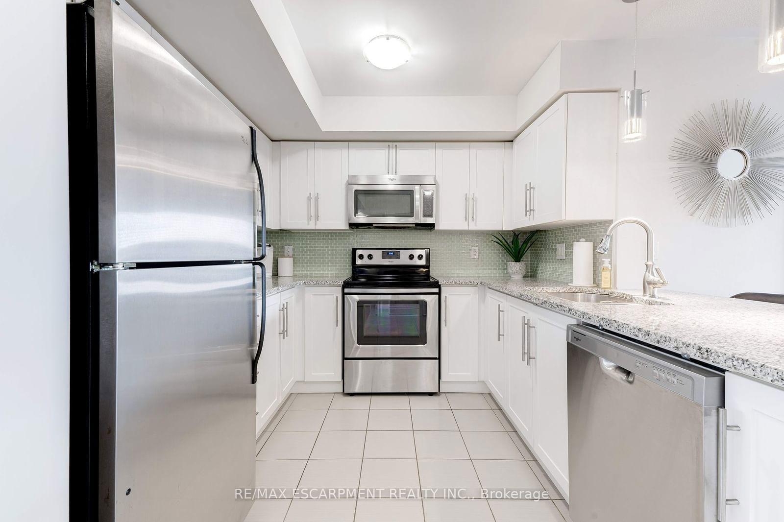 1045 Nadalin Hts, unit 406 for sale - image #10