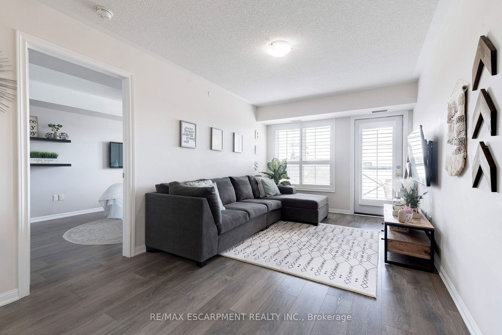 1045 Nadalin Hts, unit 406 for sale - image #7