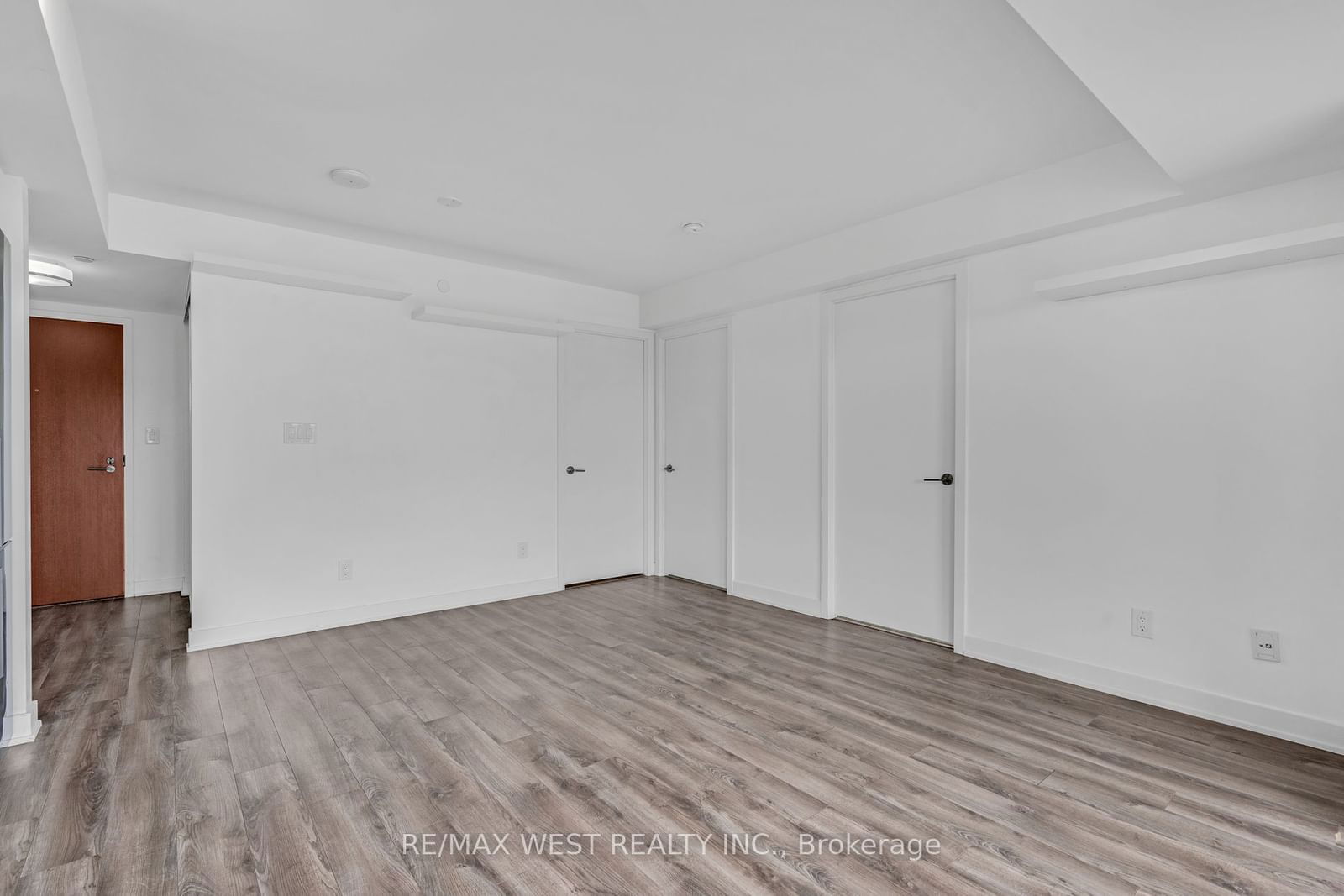 160 Flemington Rd, unit 614 for rent - image #13