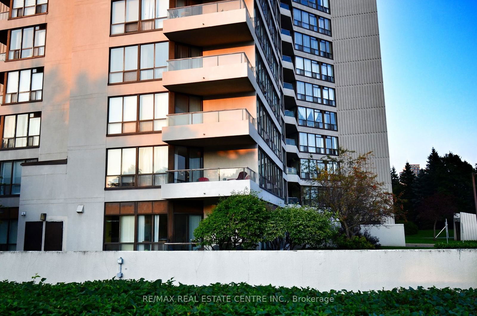 Laurelcrest Condos, Brampton, Toronto