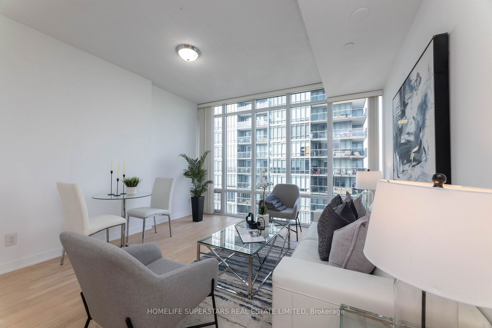 90 Park Lawn Rd, unit 2001 for sale - image #17