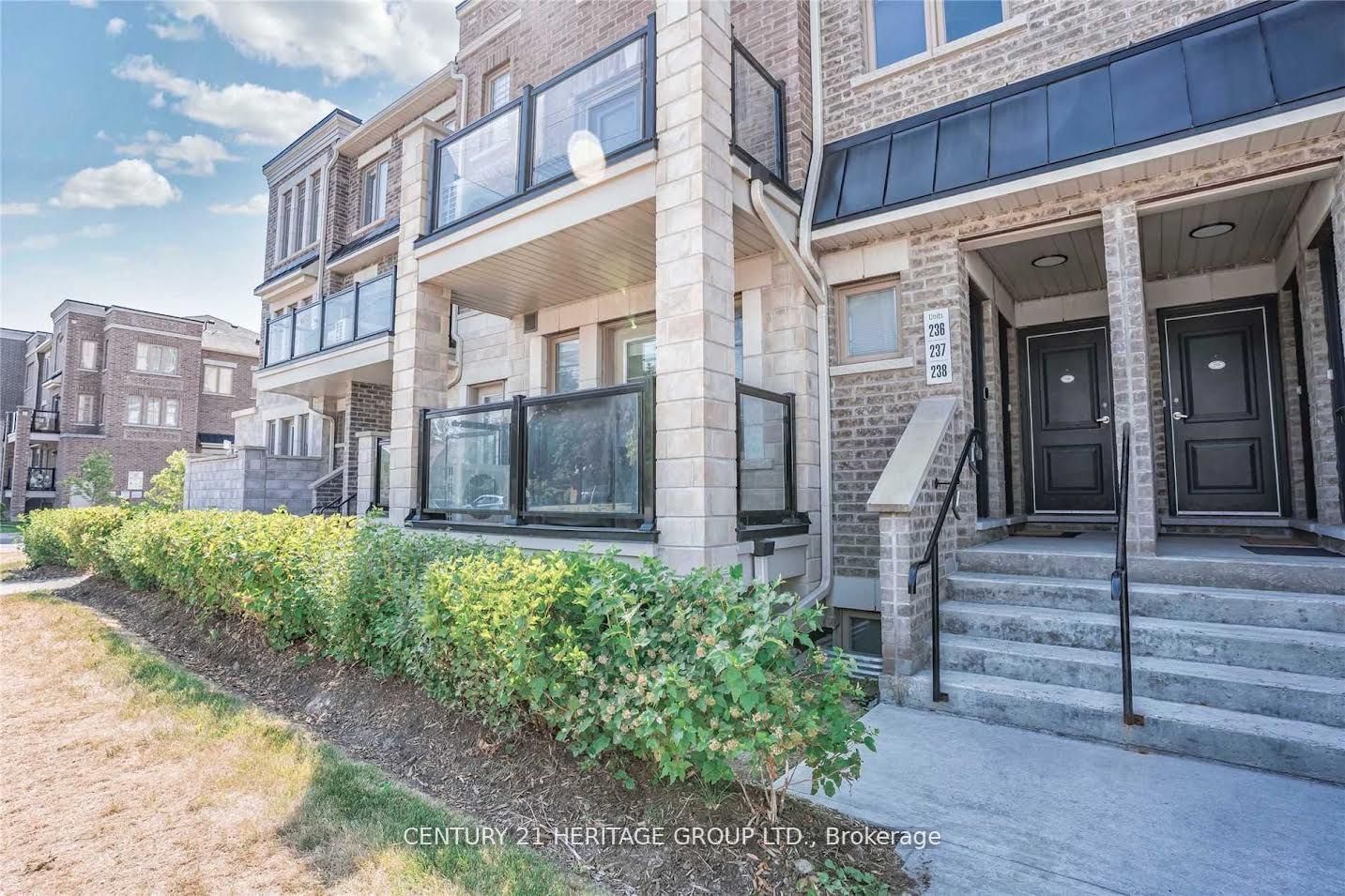 2355 Sheppard Ave W, unit 235 for sale