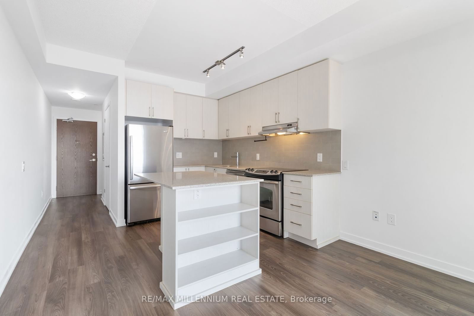 2560 Eglinton Ave W, unit 609 for rent - image #27