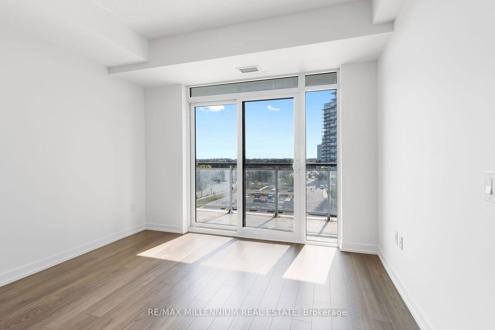 2560 Eglinton Ave W, unit 609 for rent - image #31