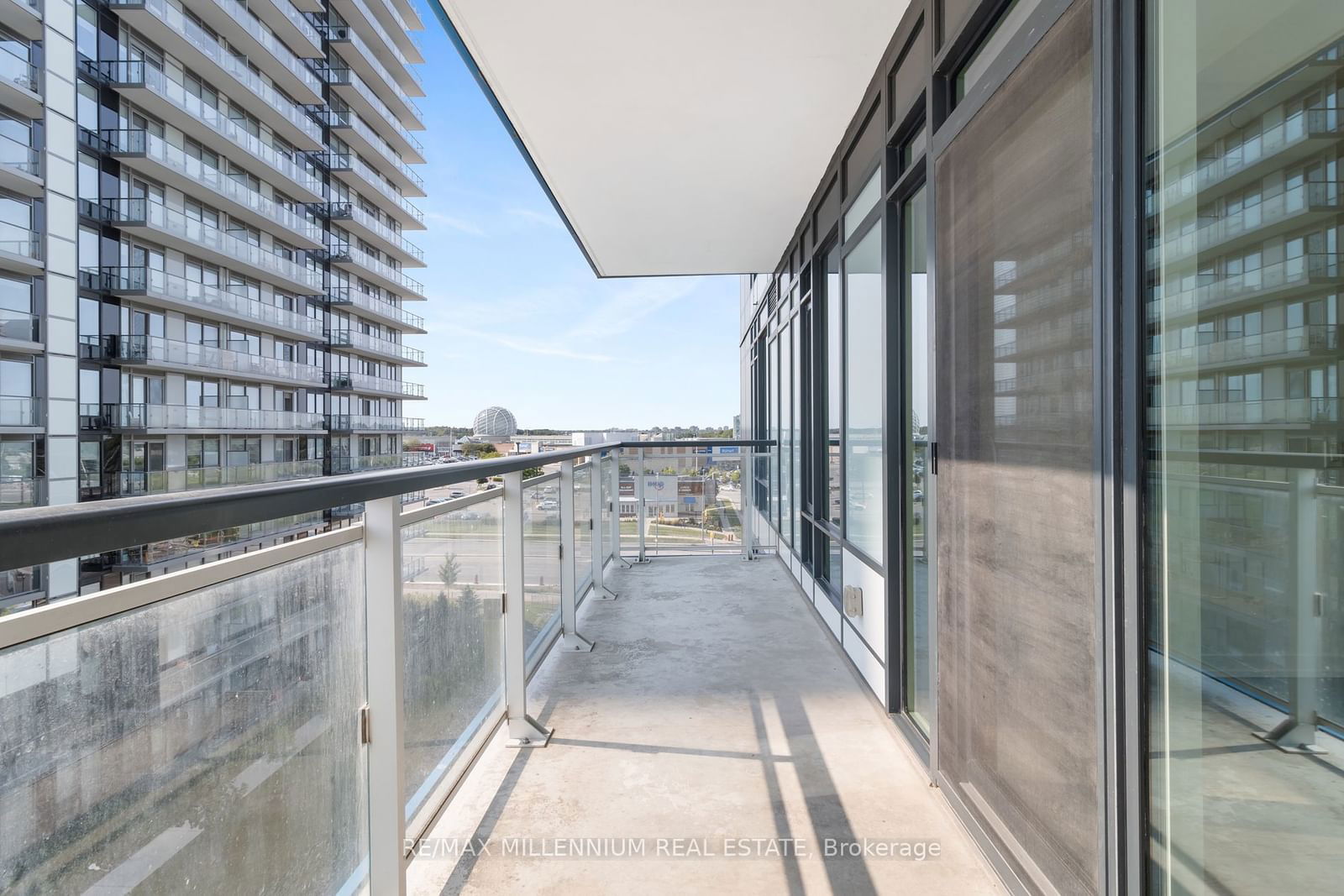 2560 Eglinton Ave W, unit 609 for rent - image #36