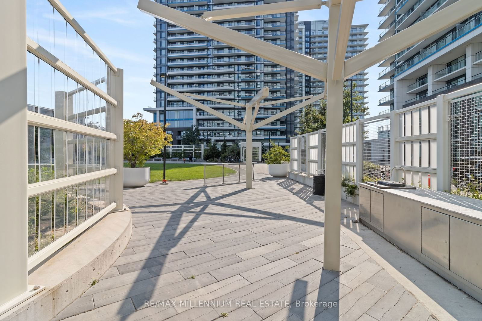 2560 Eglinton Ave W, unit 609 for rent - image #8