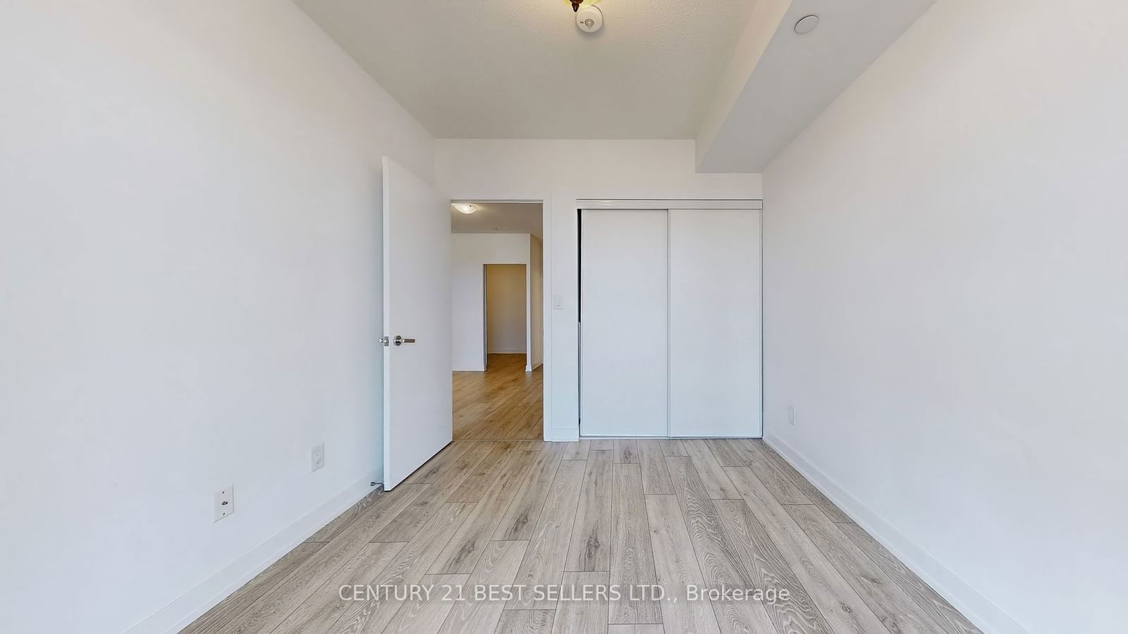 3210 Dakota Common, unit A610 for rent