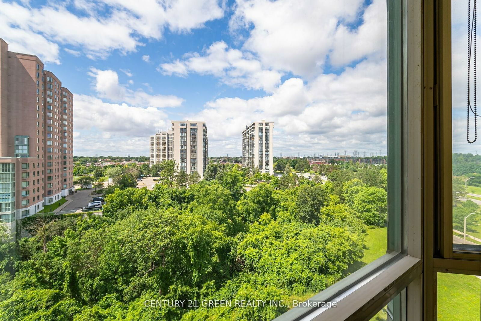 Cascades One Condos, Etobicoke, Toronto