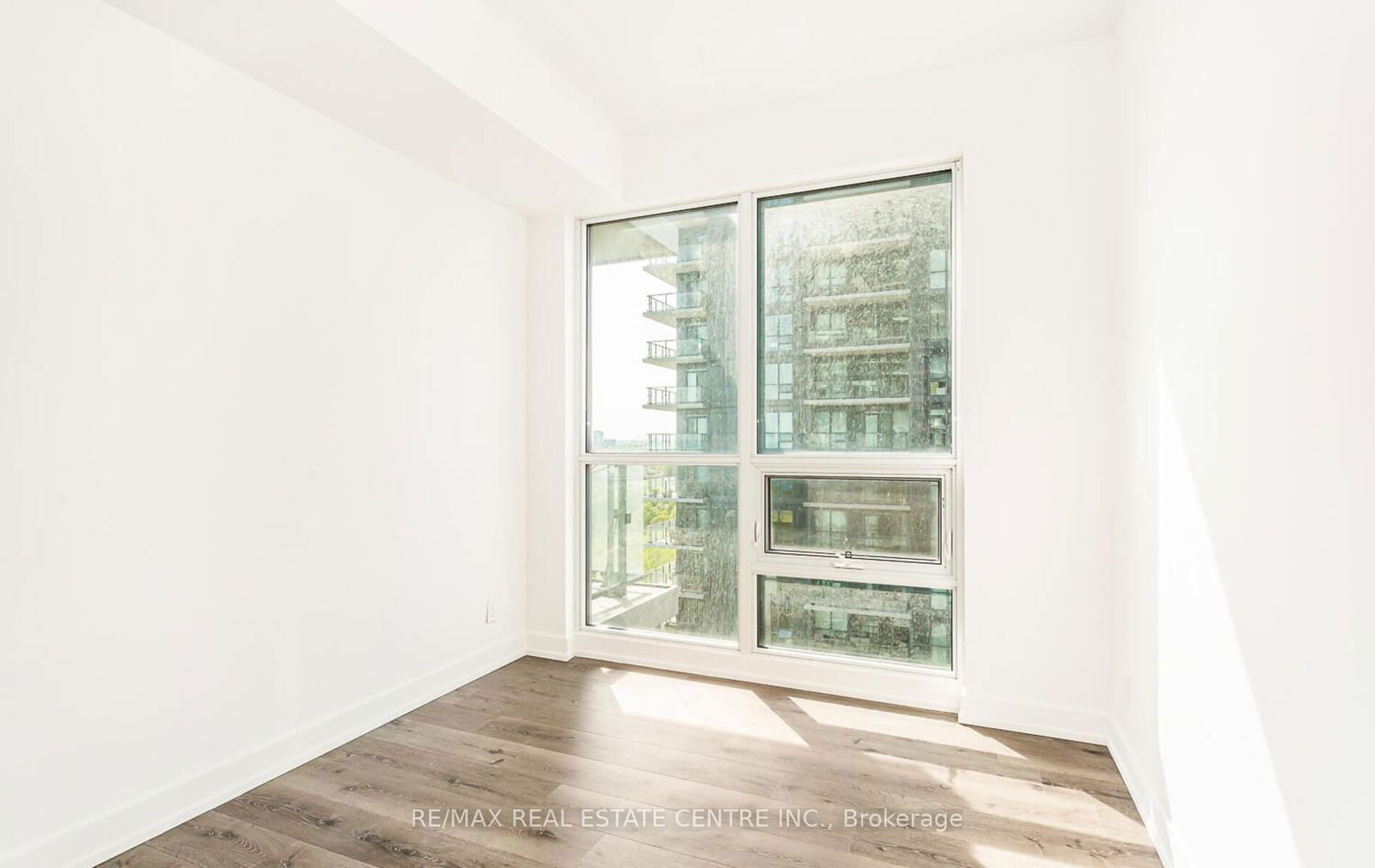 2212 Lakeshore Blvd W, unit 2208 for rent - image #21