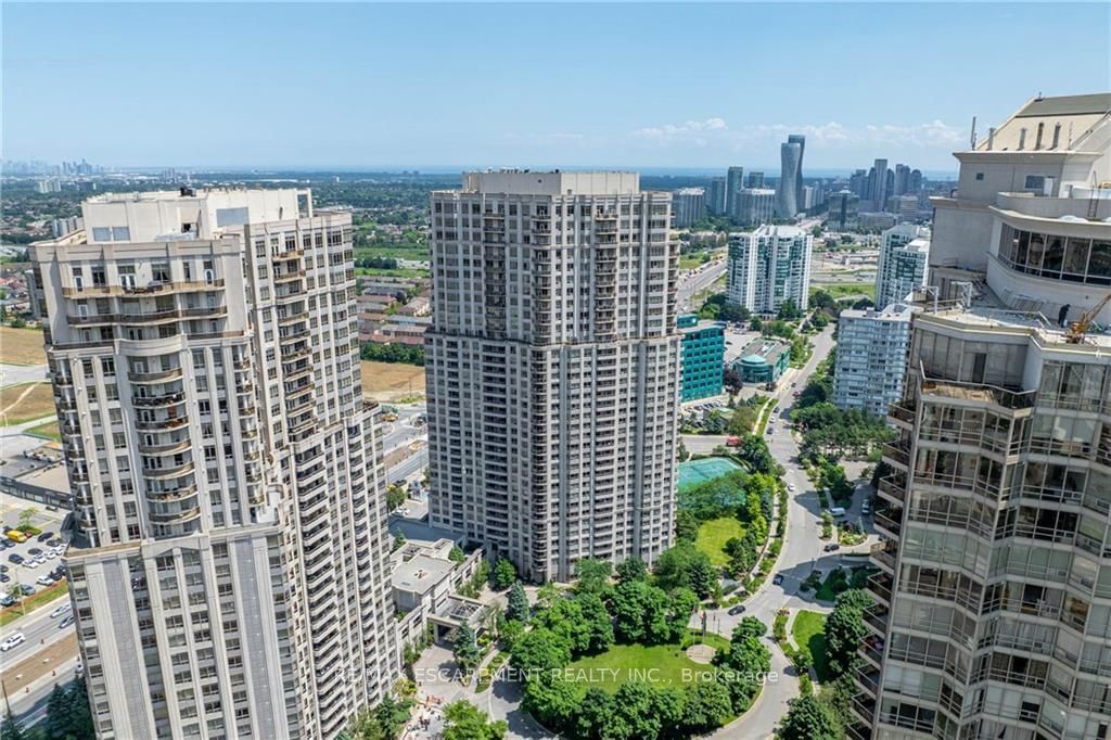 25 KINGSBRIDGE GARDEN Circ, unit 1021 for sale