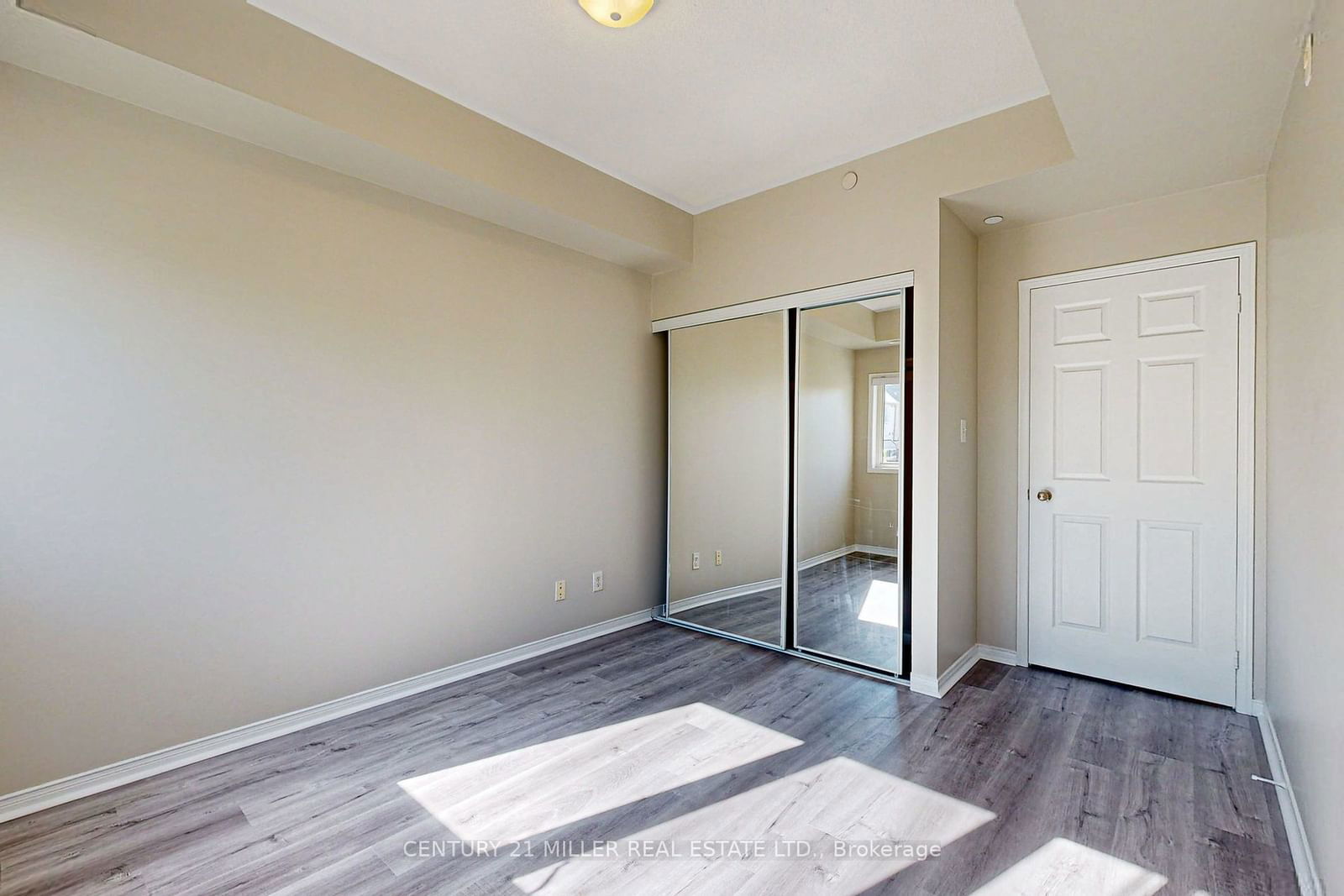 5150 Winston Churchill Blvd, unit 202 for sale - image #16