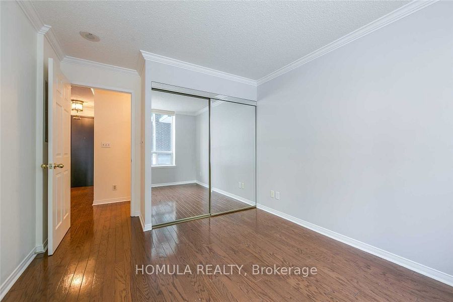 9 Michael Power Pl, unit 102 for rent - image #4