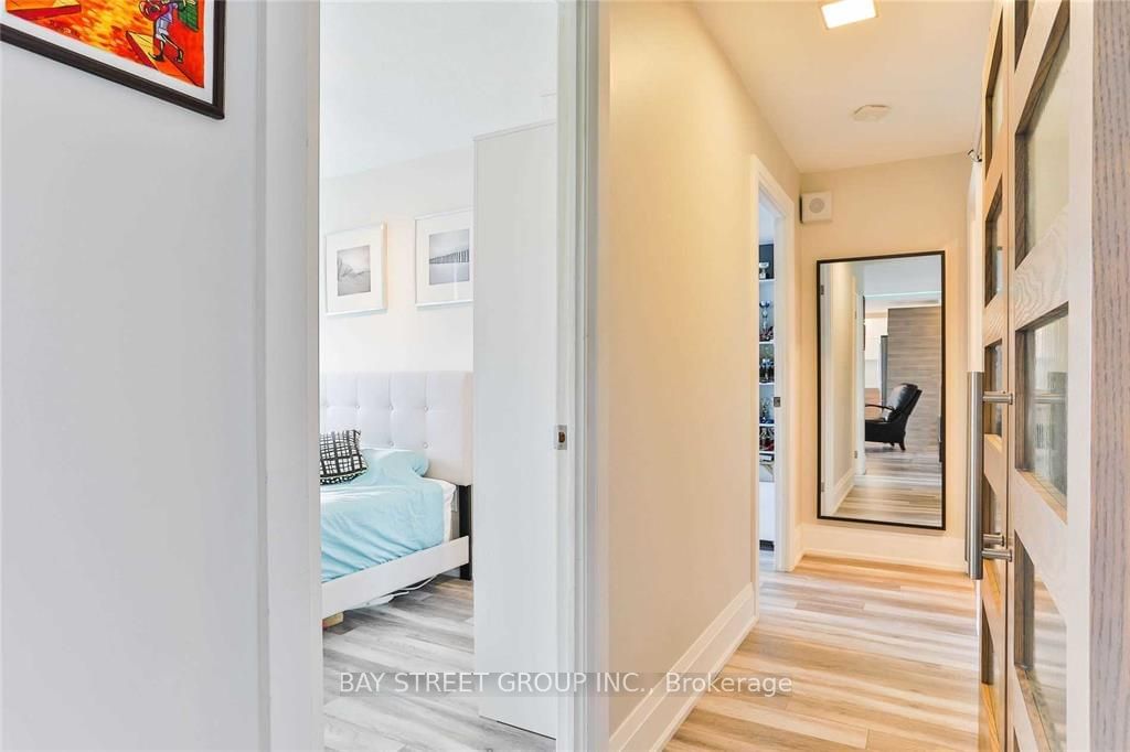 530 Lolita Gdns, unit 1201 for rent - image #13