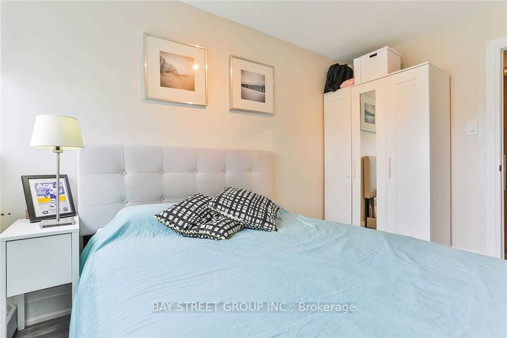 530 Lolita Gdns, unit 1201 for rent - image #18