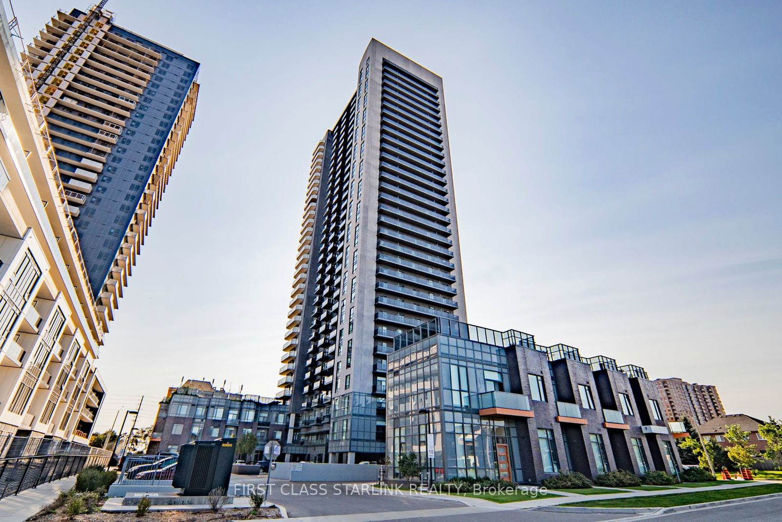 Mississauga Square Condos, Mississauga, Toronto