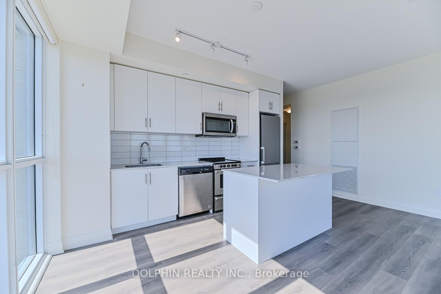 509 Dundas St W, unit 618 for sale - image #31