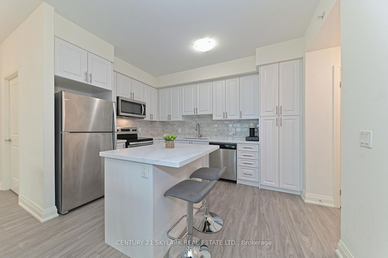 65 Yorkland Blvd, unit 304 for sale - image #5