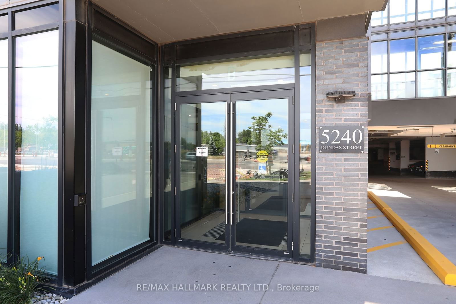 5240 Dundas St, unit B504 for sale