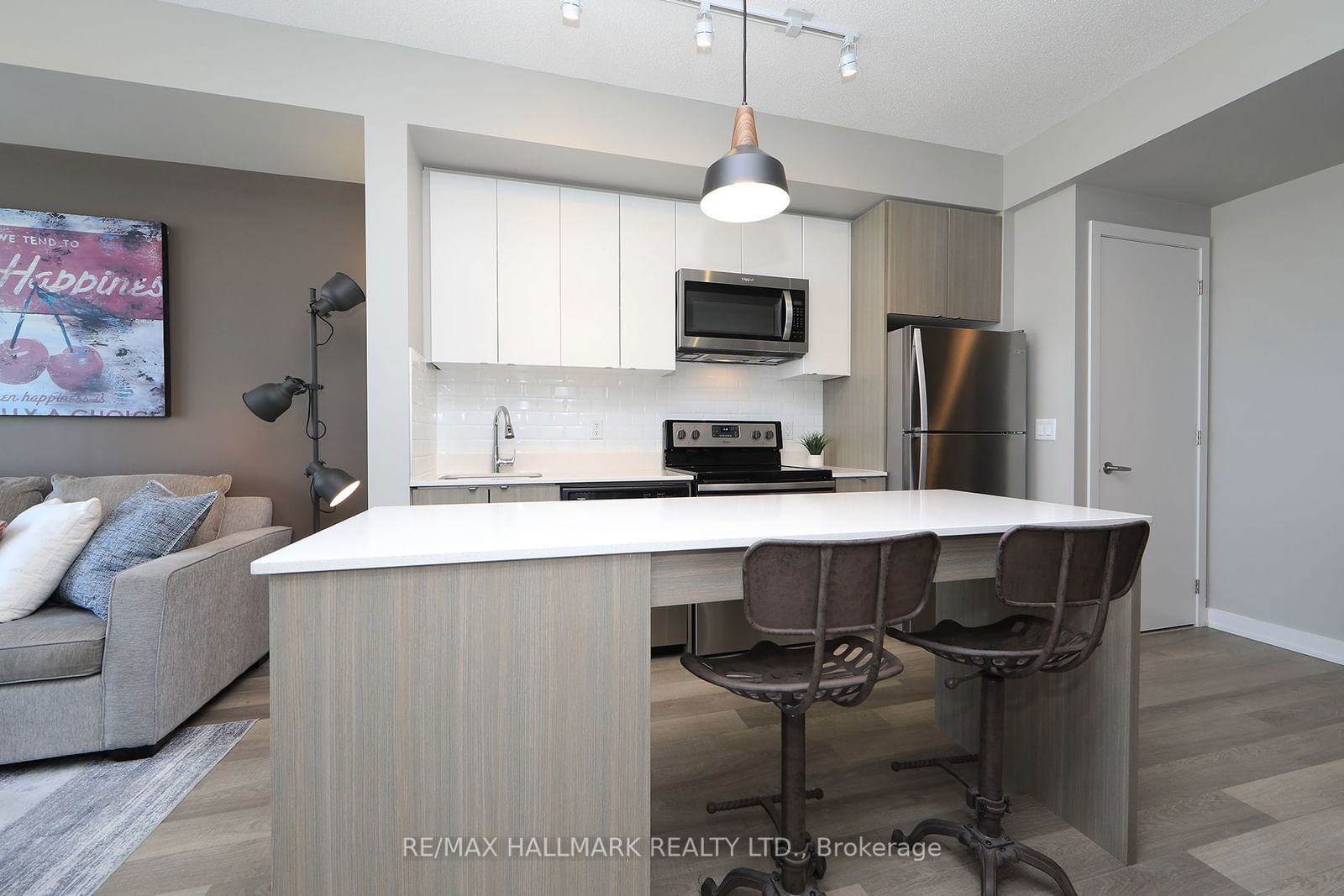 5240 Dundas St, unit B504 for sale - image #8