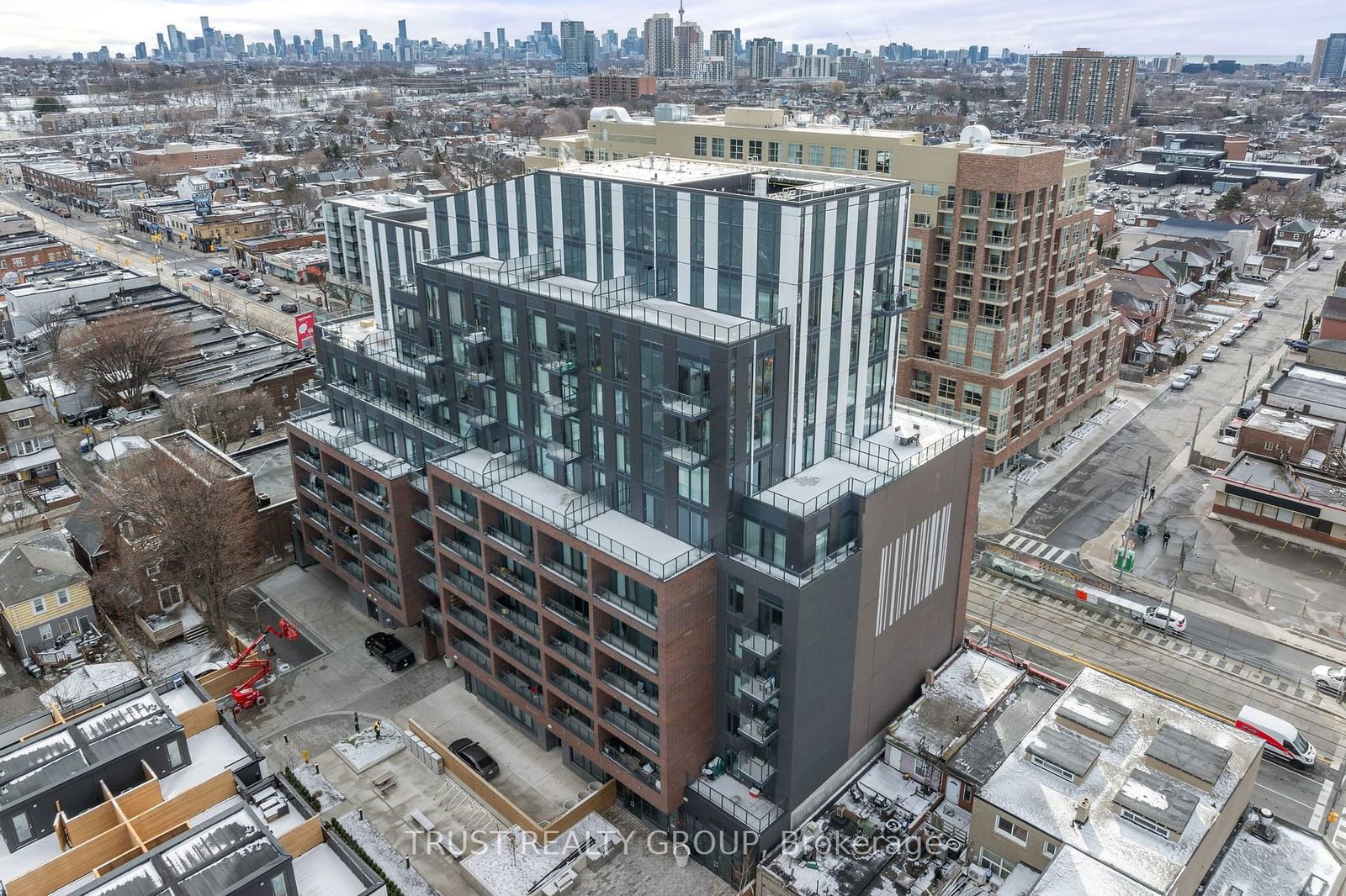 1808 St. Clair Ave W, unit 1102 for sale