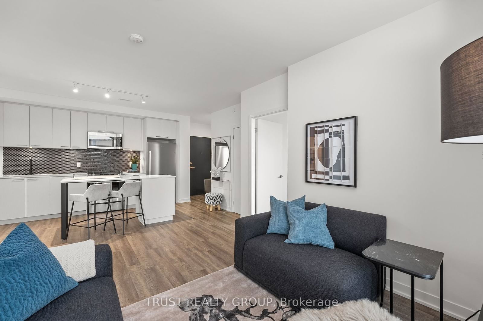 1808 St. Clair Ave W, unit 1102 for sale - image #4