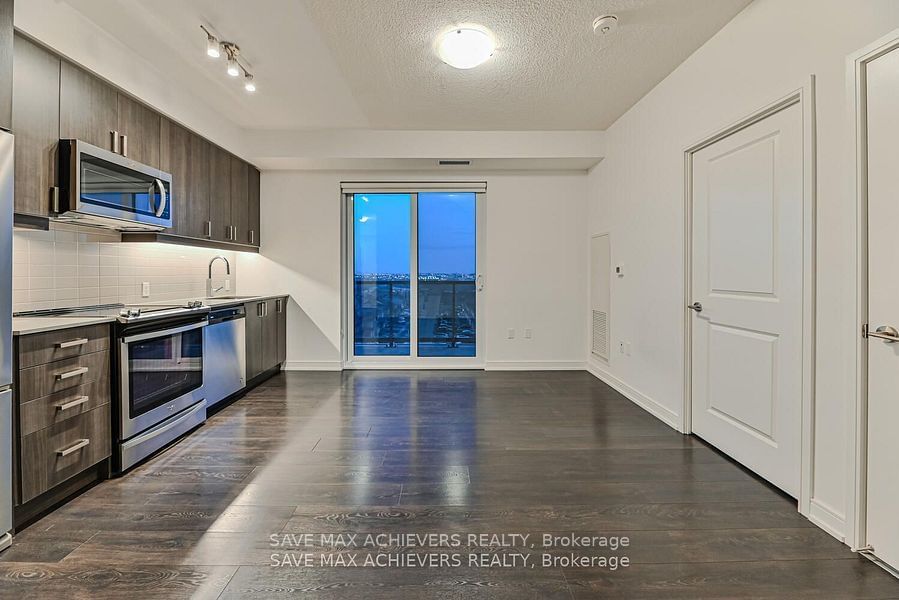 8 Nahani Way, unit 921 for sale - image #8