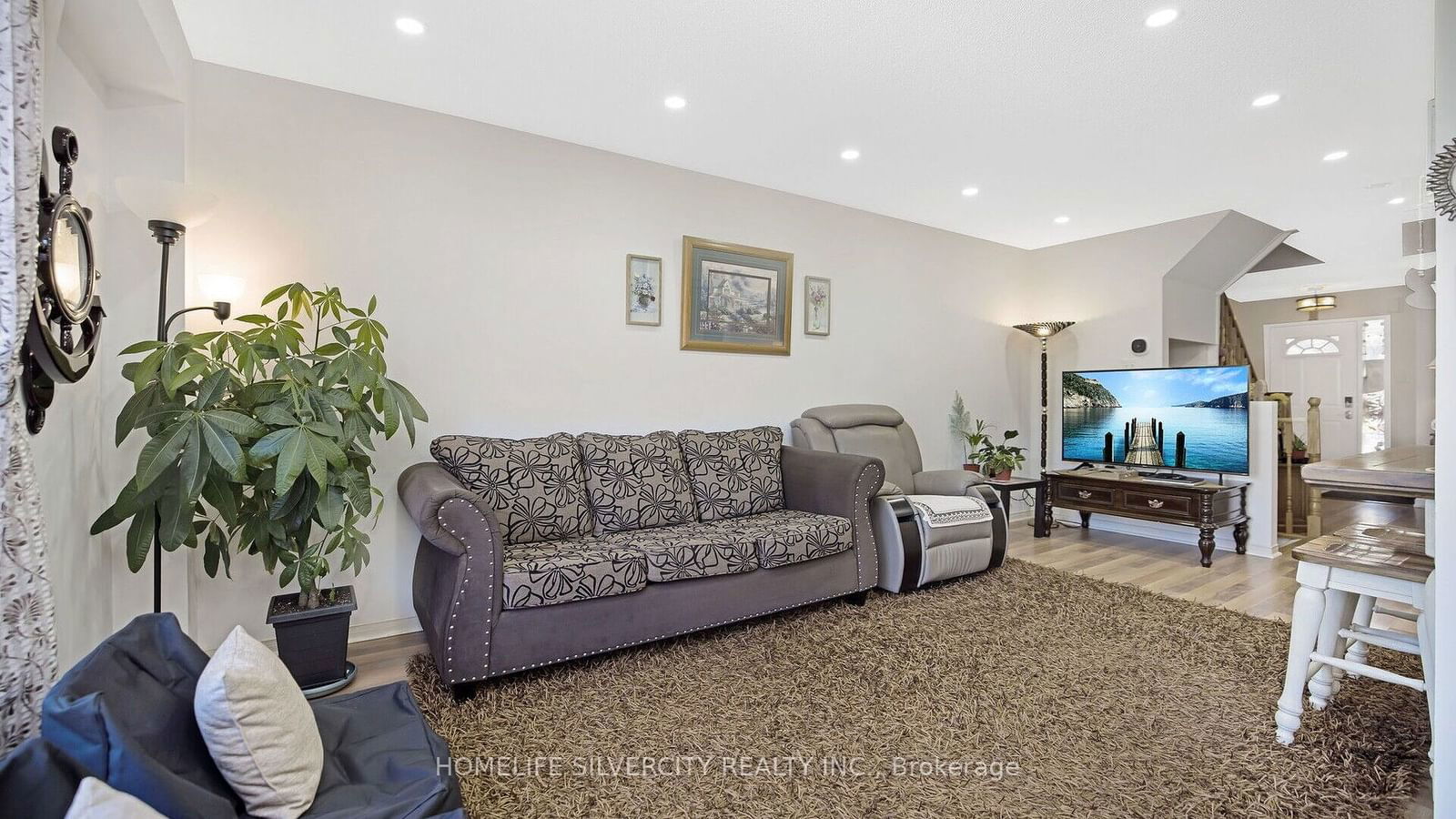 200 Cresthaven Rd, unit 52 for sale - image #10