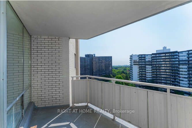 330 Dixon Rd, unit 1106 for sale - image #25