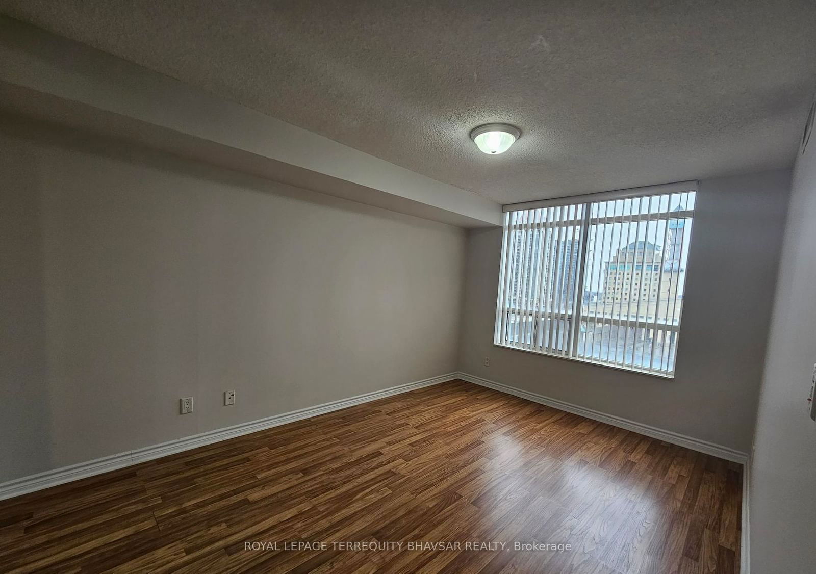 3888 Duke Of York Blvd, unit 1236 for rent - image #10