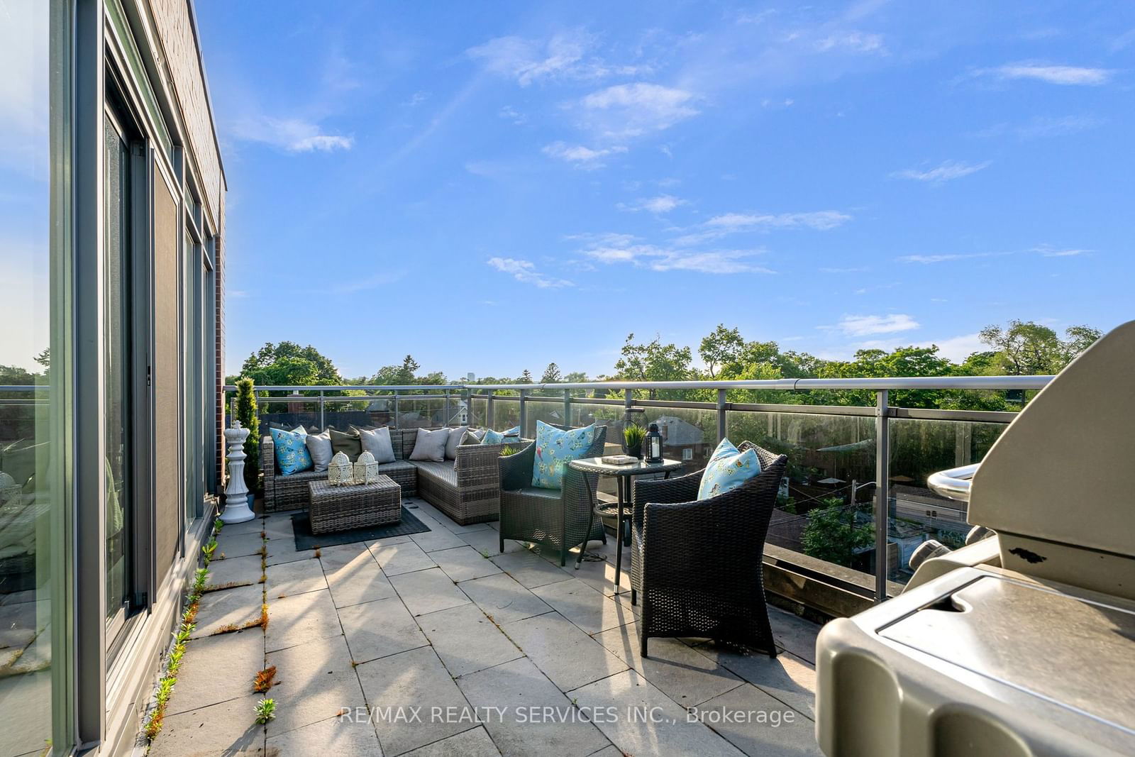 588 Annette St, unit 503 for sale - image #37