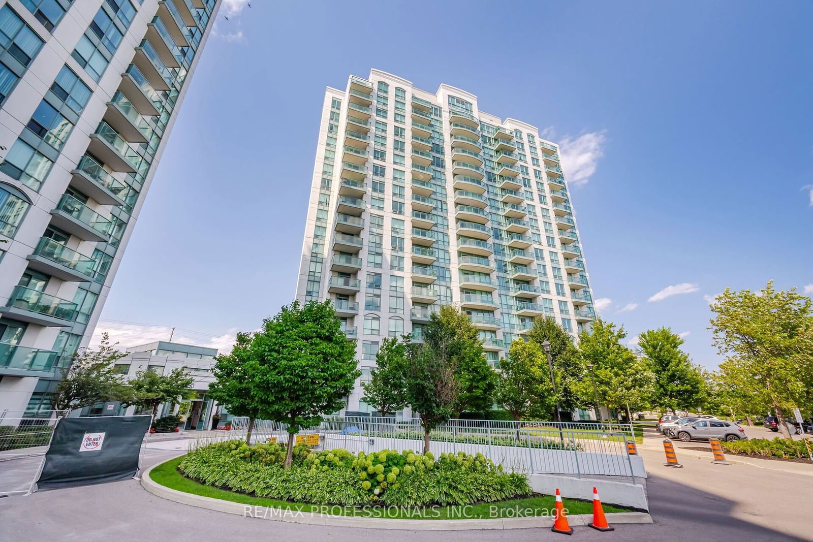 4900 Glen Erin Dr, unit 1208 for sale - image #39