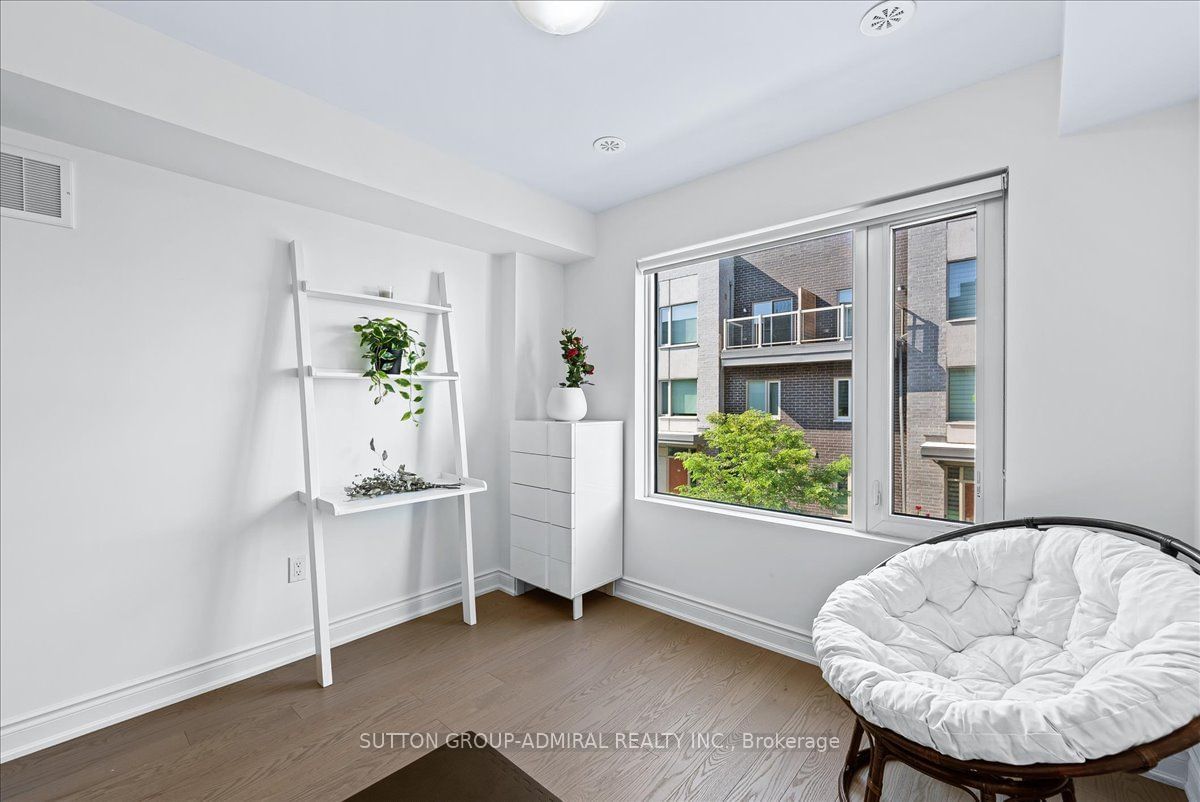 12 Applewood Lane, unit 8 for sale - image #21