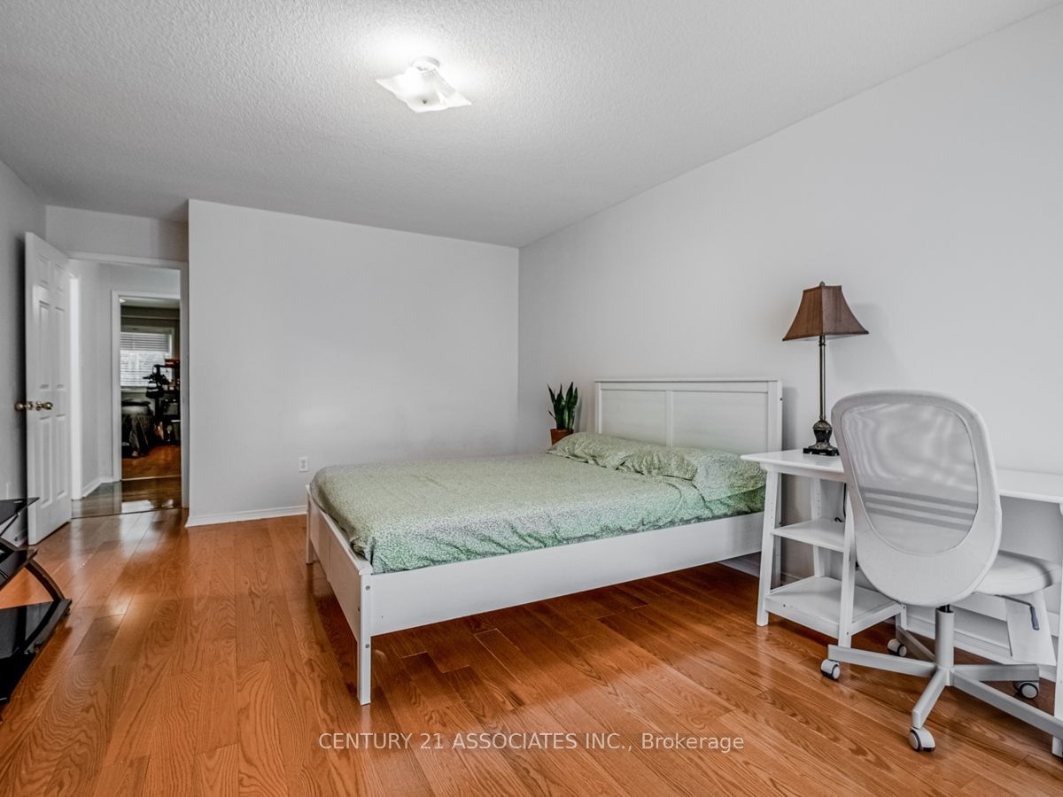 1480 Britannia Rd W, unit 125 for sale - image #13