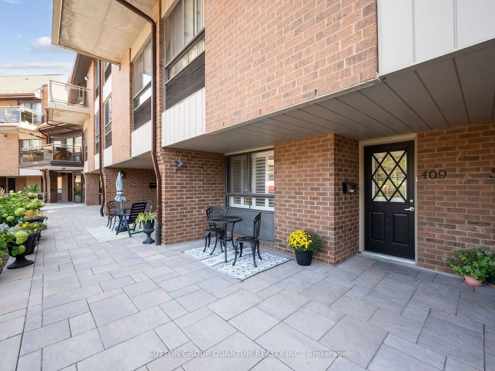 1000 Cedarglen Gate, unit 409 for sale - image #3