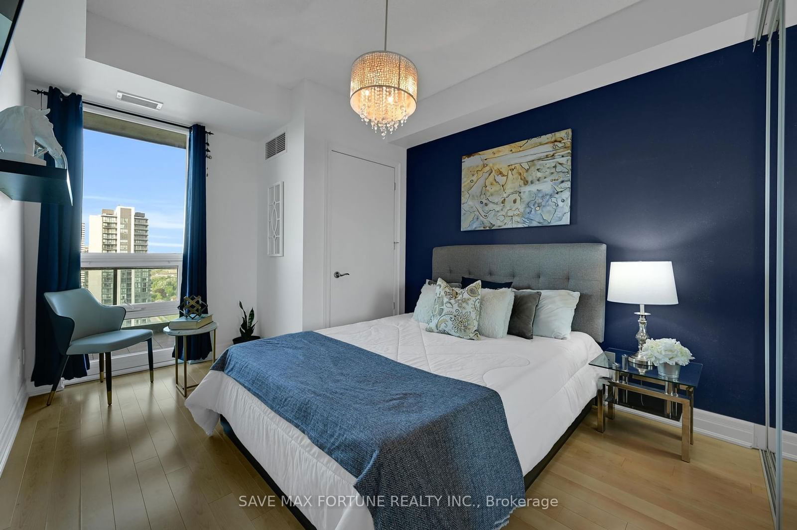 100 John St, unit 2109 for sale