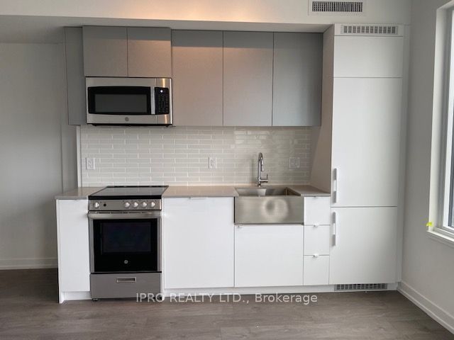 270 Dufferin St, unit 622 for rent - image #15