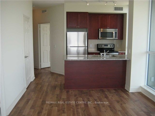 339 Rathburn Rd W, unit 1616 for rent - image #7