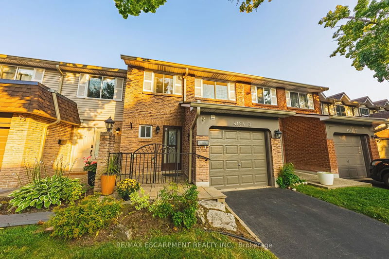 4194 Longmoor Dr, unit 8 for sale - image #1