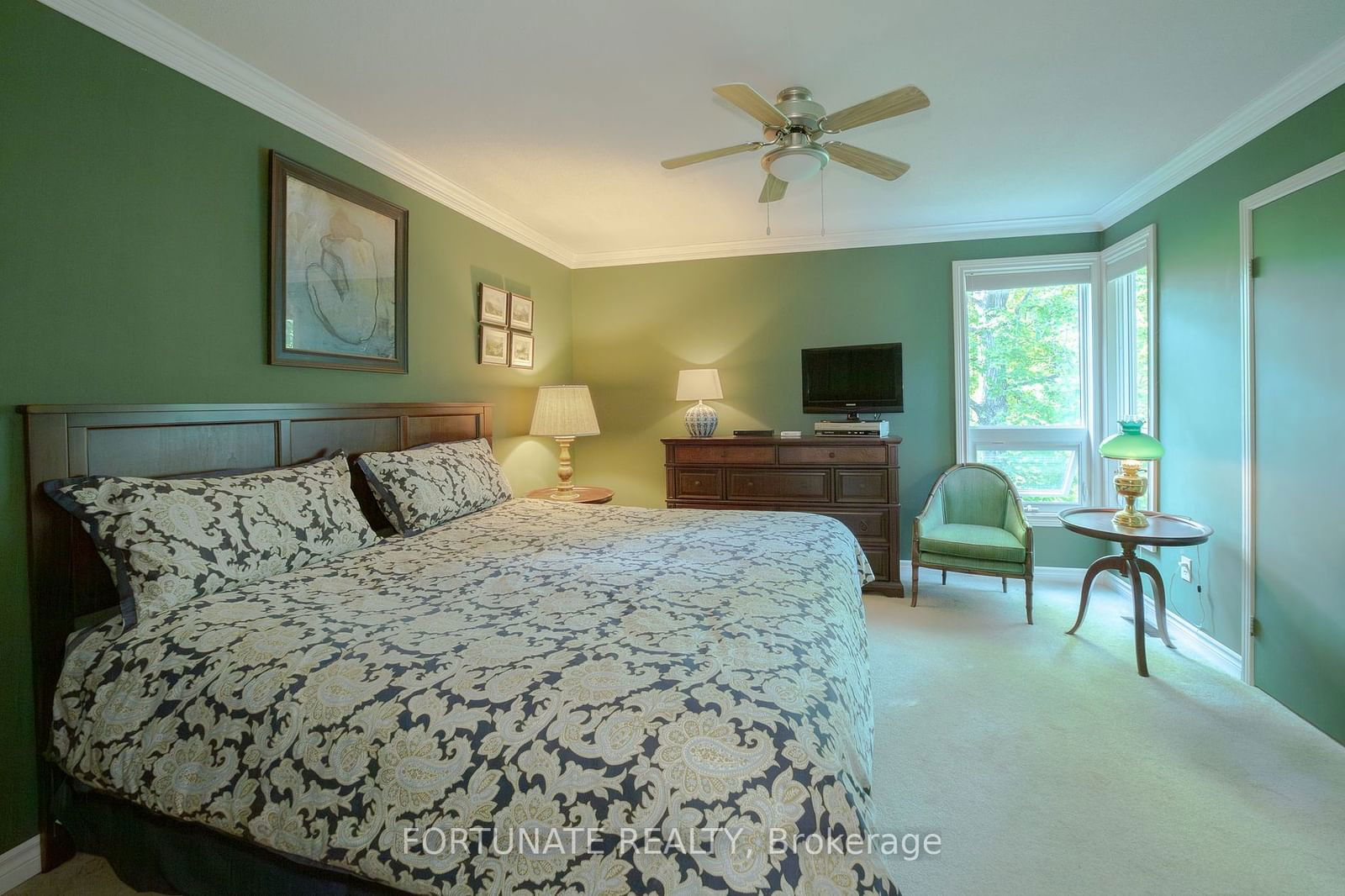 1250 Marlborough Crt, unit 48 for sale - image #11