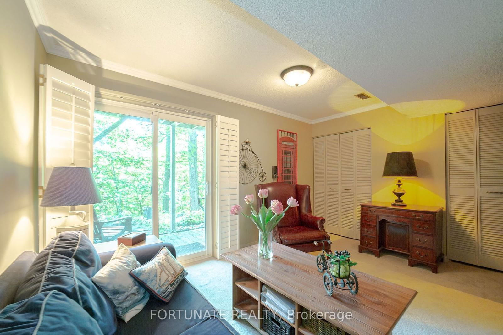 1250 Marlborough Crt, unit 48 for sale - image #20