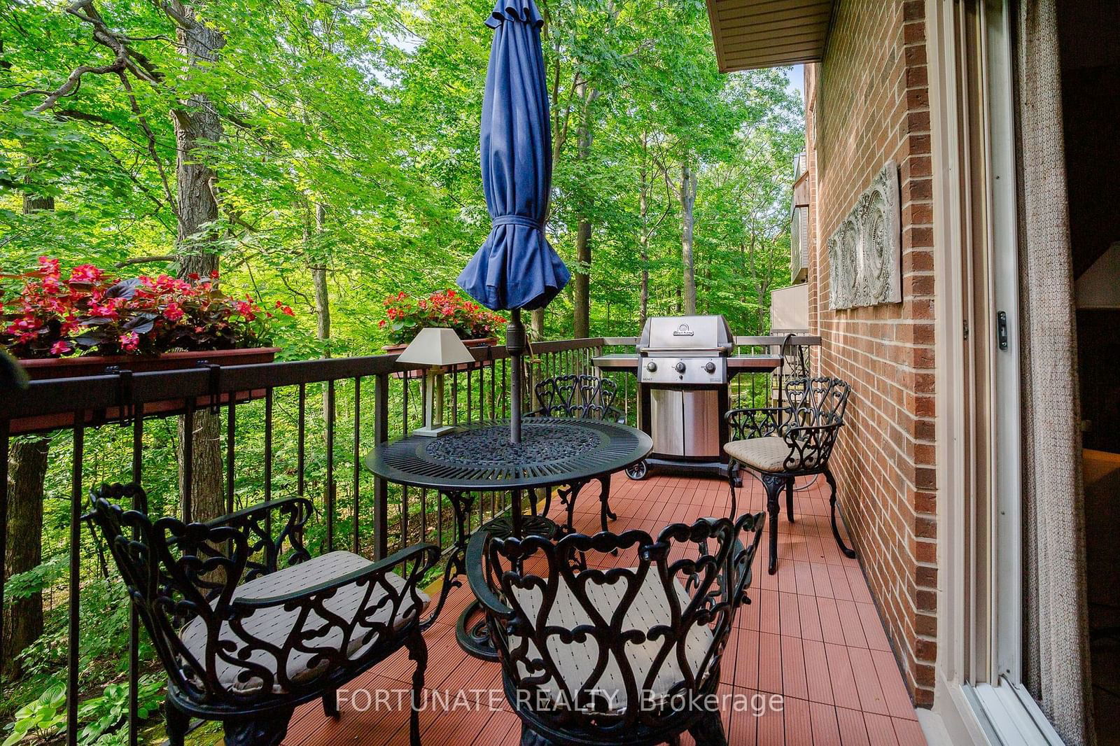 1250 Marlborough Crt, unit 48 for sale - image #6