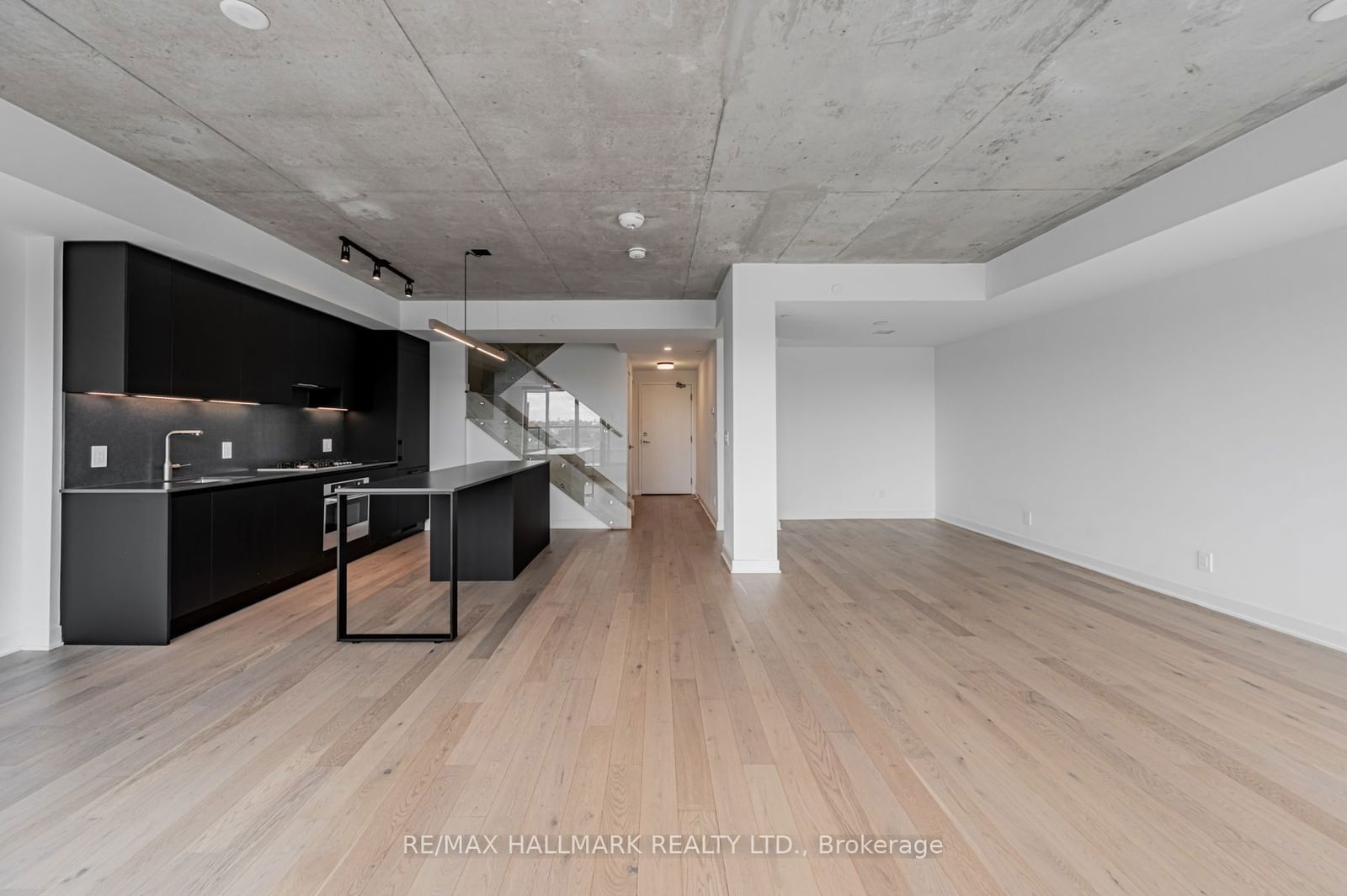 2720 Dundas St W, unit 617 for rent - image #3