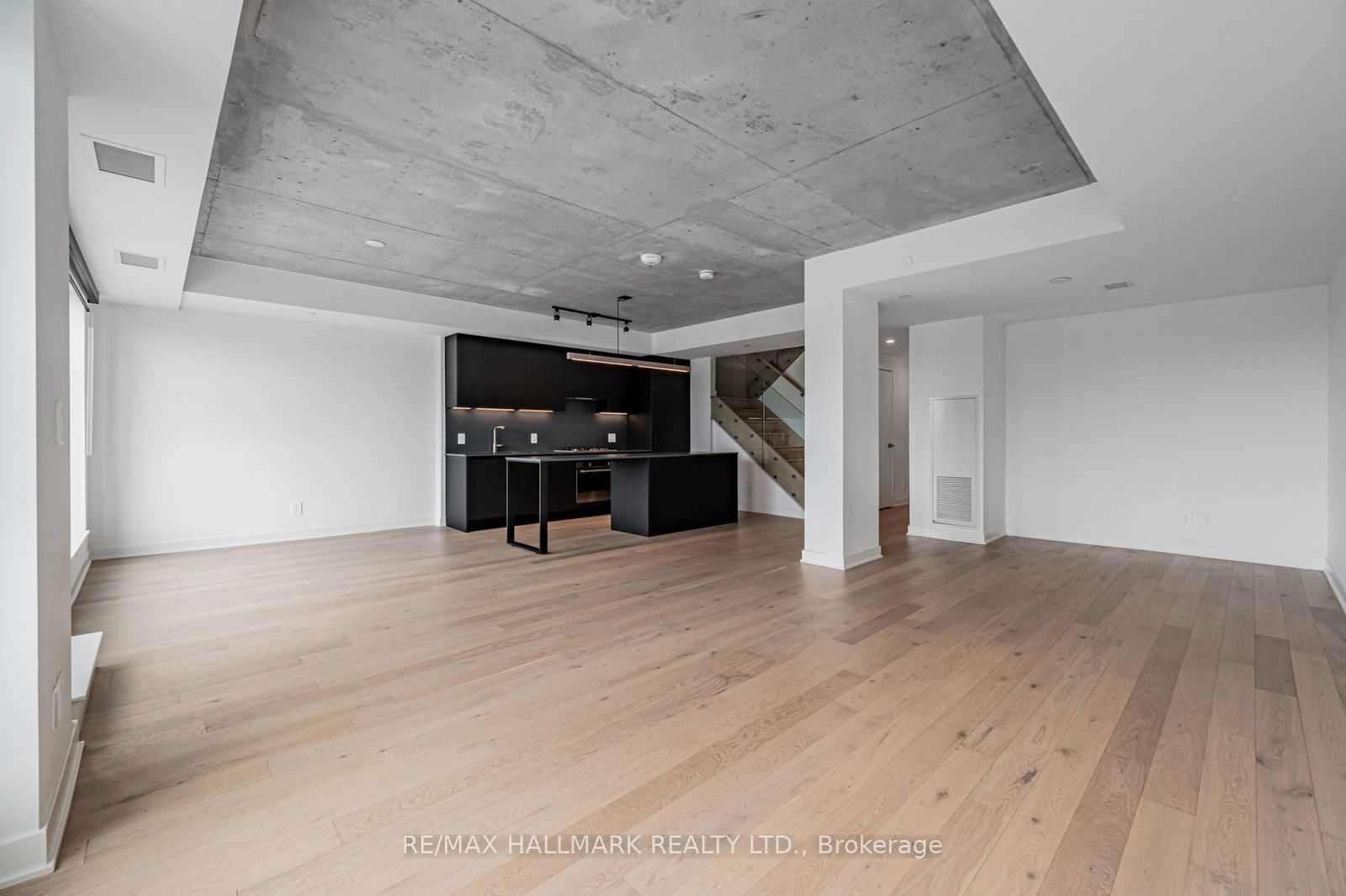 2720 Dundas St W, unit 617 for rent - image #5