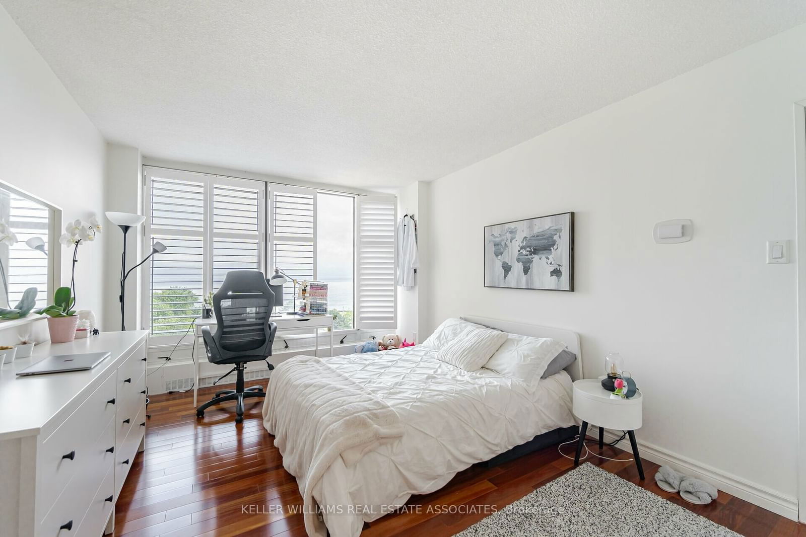 2045 Lake Shore Blvd, unit 806 for sale - image #18