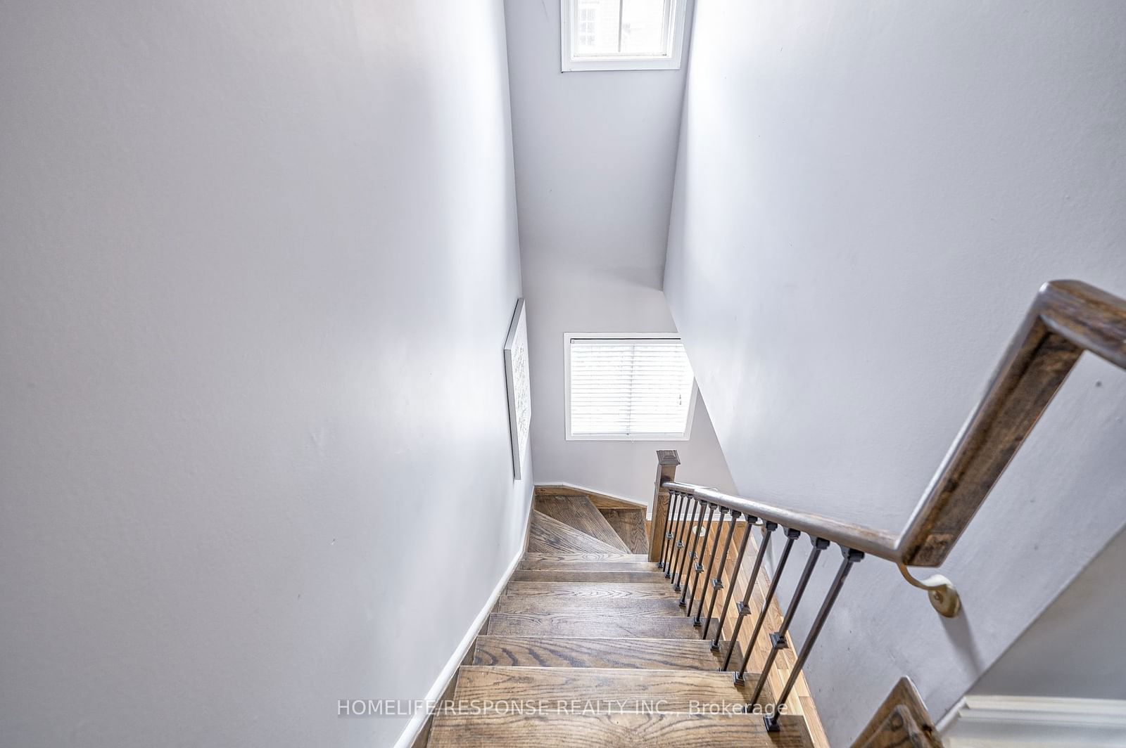 129 TENTH St, unit 6 for sale - image #20