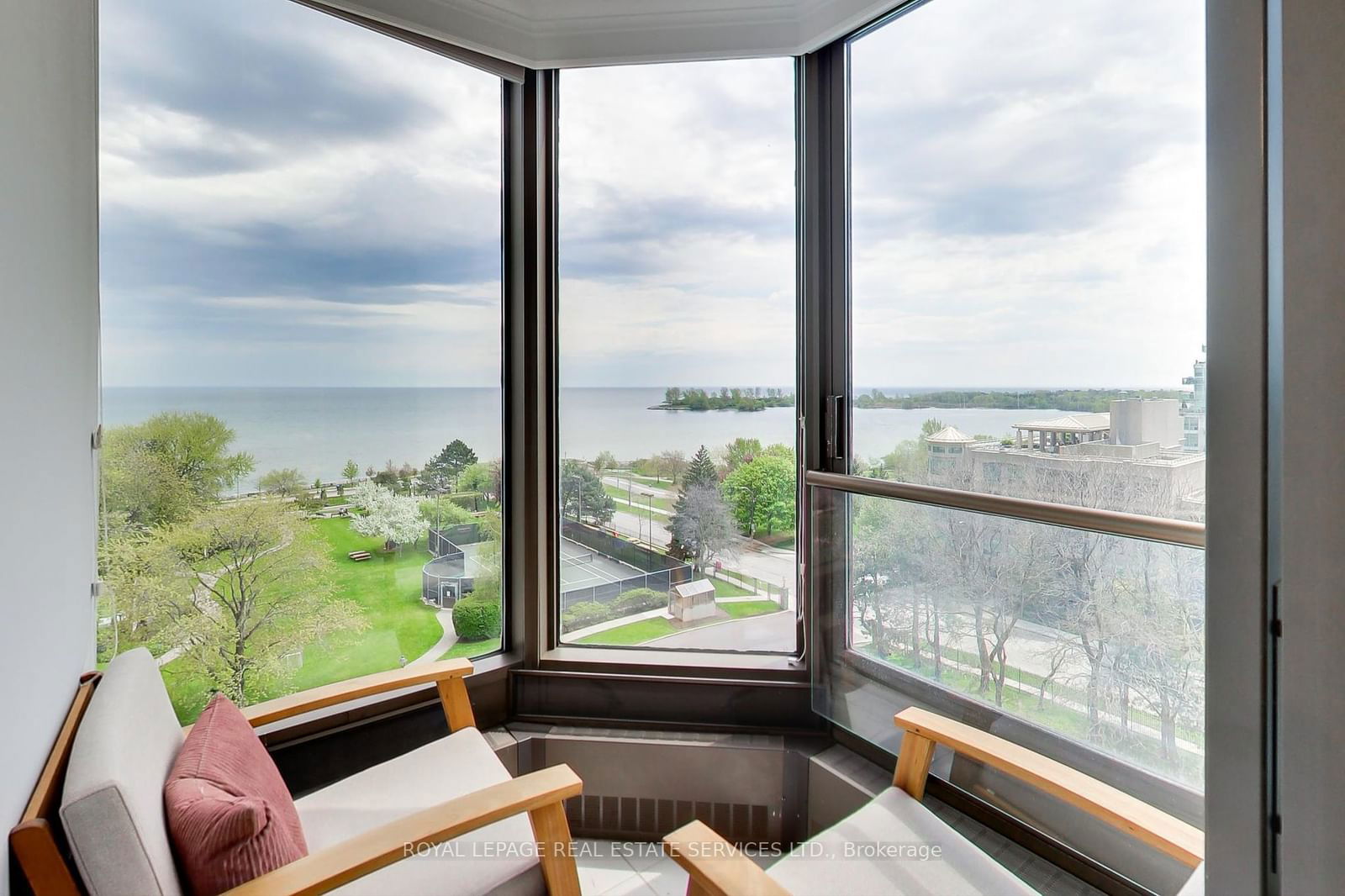 2045 Lake Shore Blvd W, unit 804 for sale - image #6